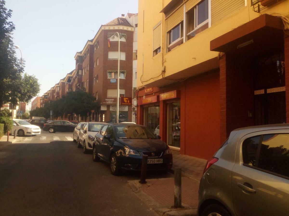 Apartment Triana To Sevilla Екстериор снимка