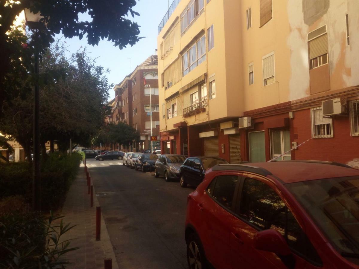 Apartment Triana To Sevilla Екстериор снимка